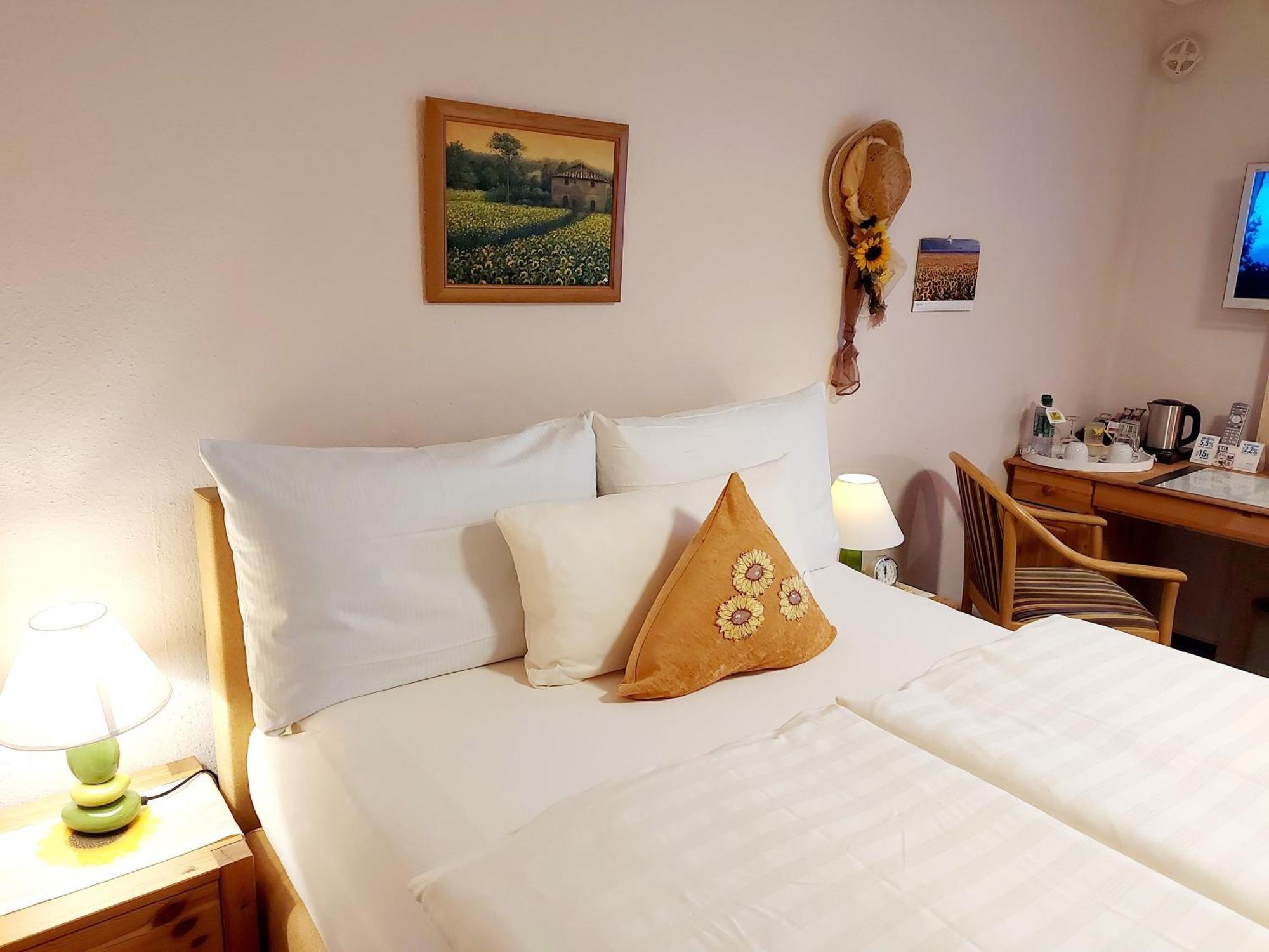 Logis L Auberge Gutshof Бішофсверда Екстер'єр фото